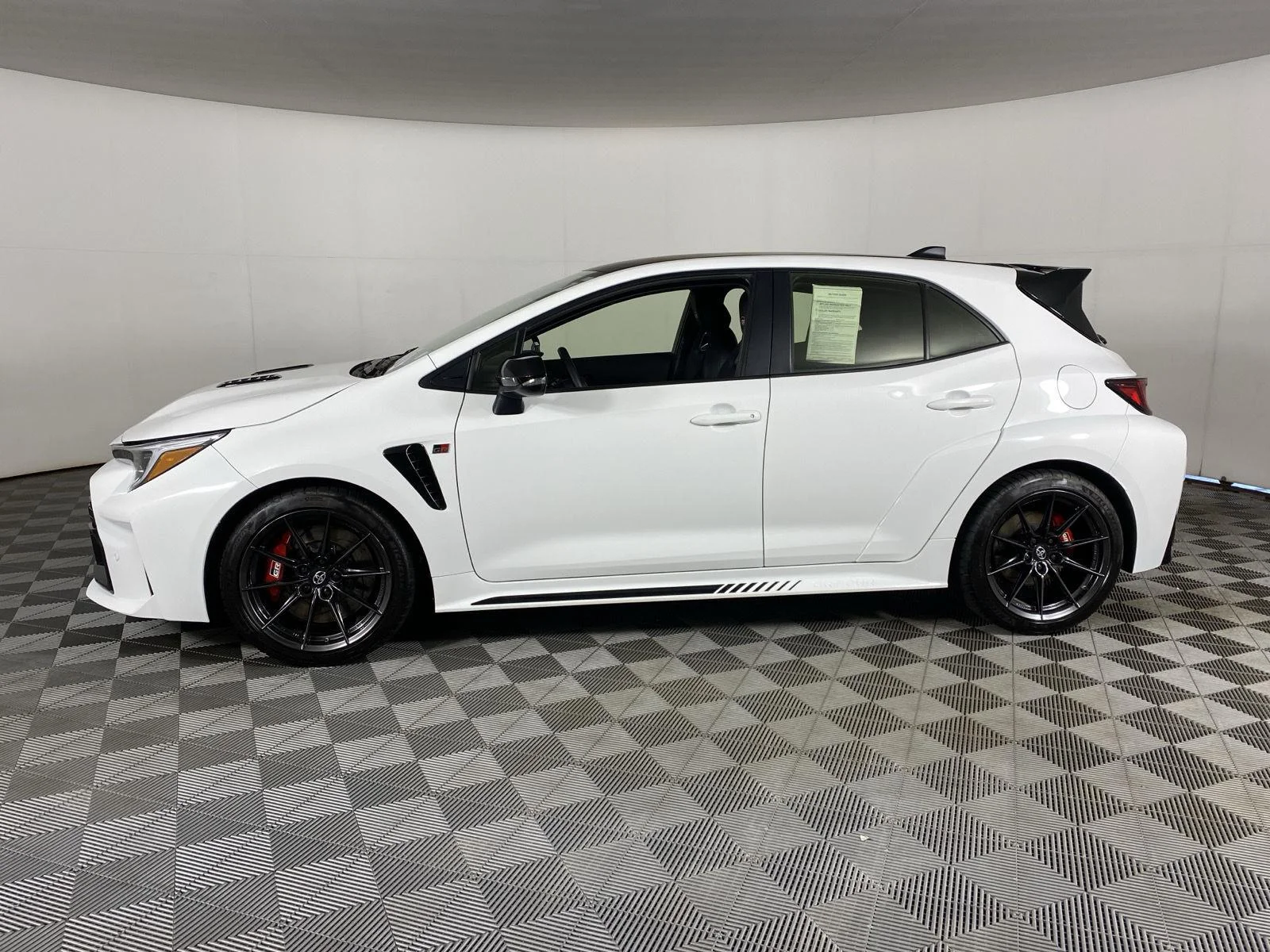 Used 2024 Ice Toyota Circuit Edition image 7