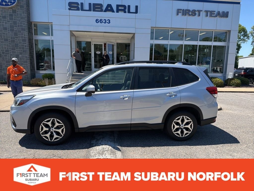 2021 Subaru Forester Premium's photo