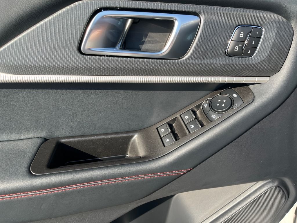New 2027 Avalanche Gray Ford ST-Line image 10