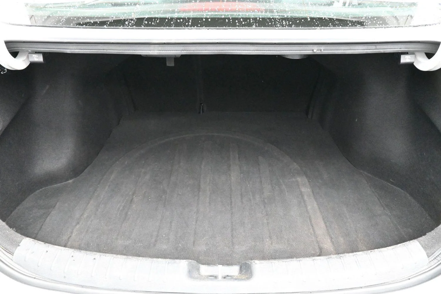 Used 2022 Snow White Pearl Kia GT-Line image 9
