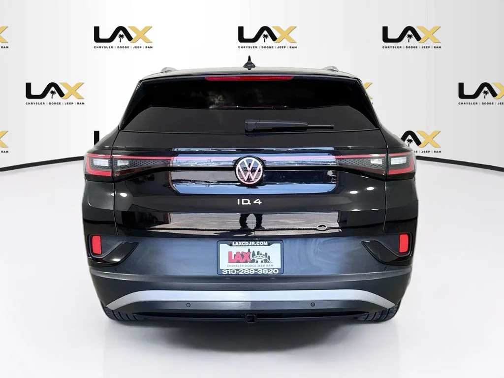 Used 2023 Black Volkswagen Pro S Plus image 6