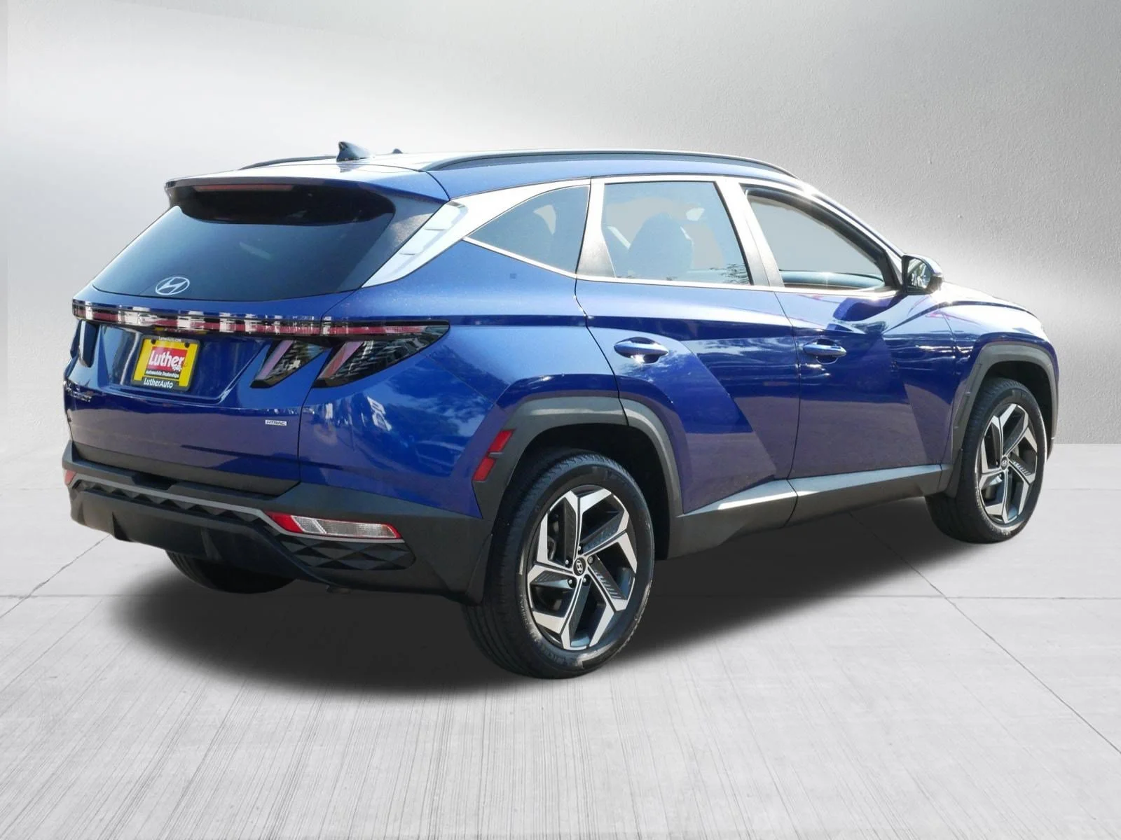 Used 2023 Intense Blue Hyundai SEL image 7