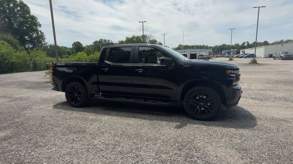 Used 2022 Black Chevrolet RST image 9