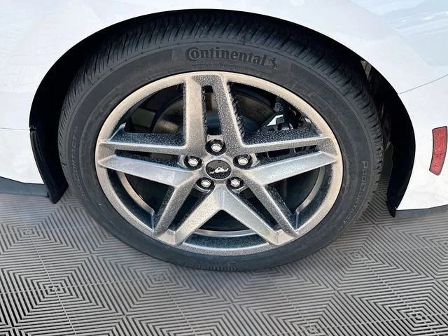New 2025 Oxford White Ford EcoBoost image 18
