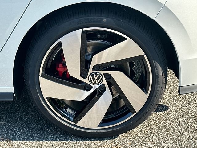 New 2026 White Volkswagen S image 19