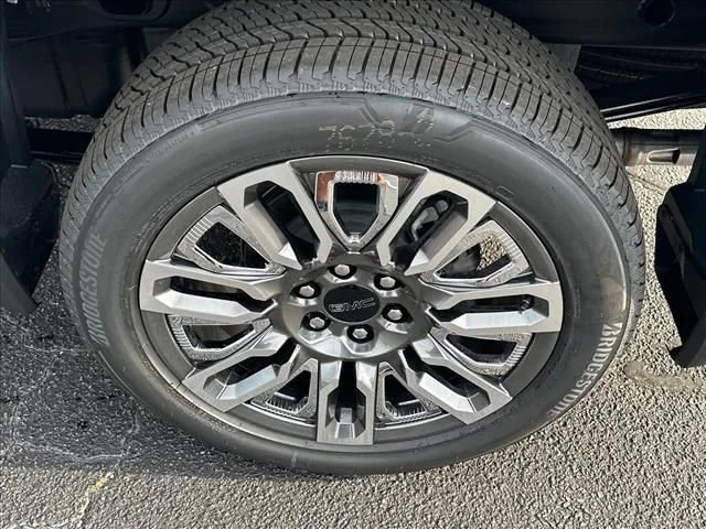 2026 GMC Sierra 1500 Denali Ultimate - Photo 17