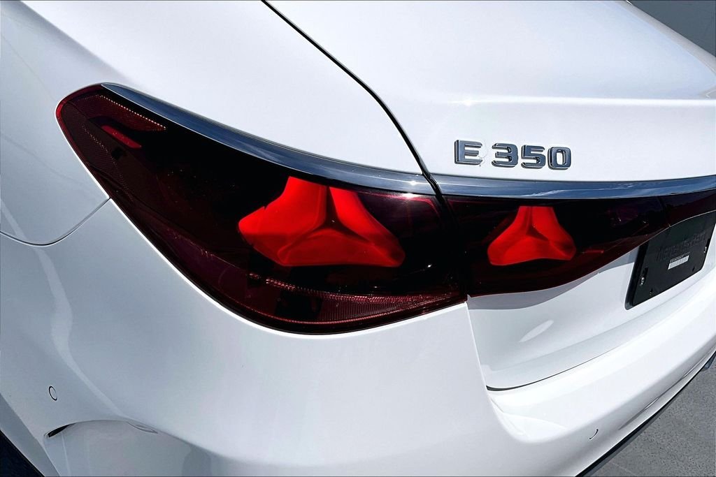 2025 Mercedes-Benz E-Class E350 - Photo 21