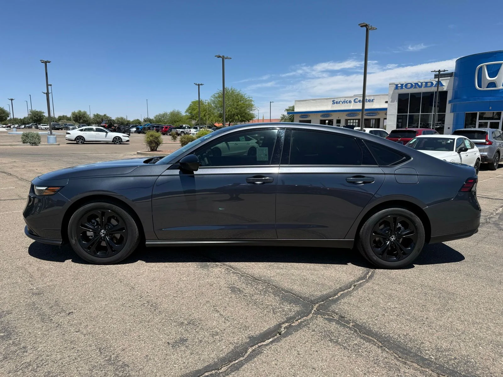 2025 Honda Accord SE - Photo 10