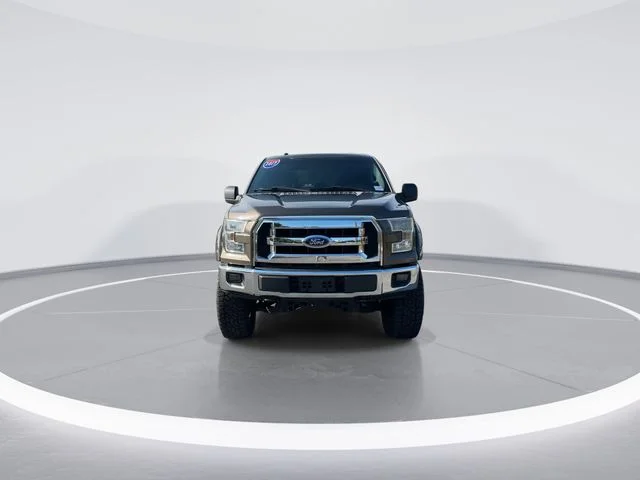 Used 2017 Brown Ford XLT image 2