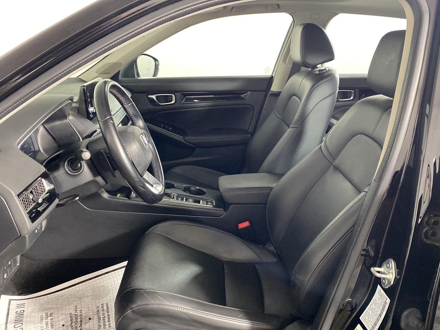 Used 2023 Crystal Black Pearl Honda Touring image 22