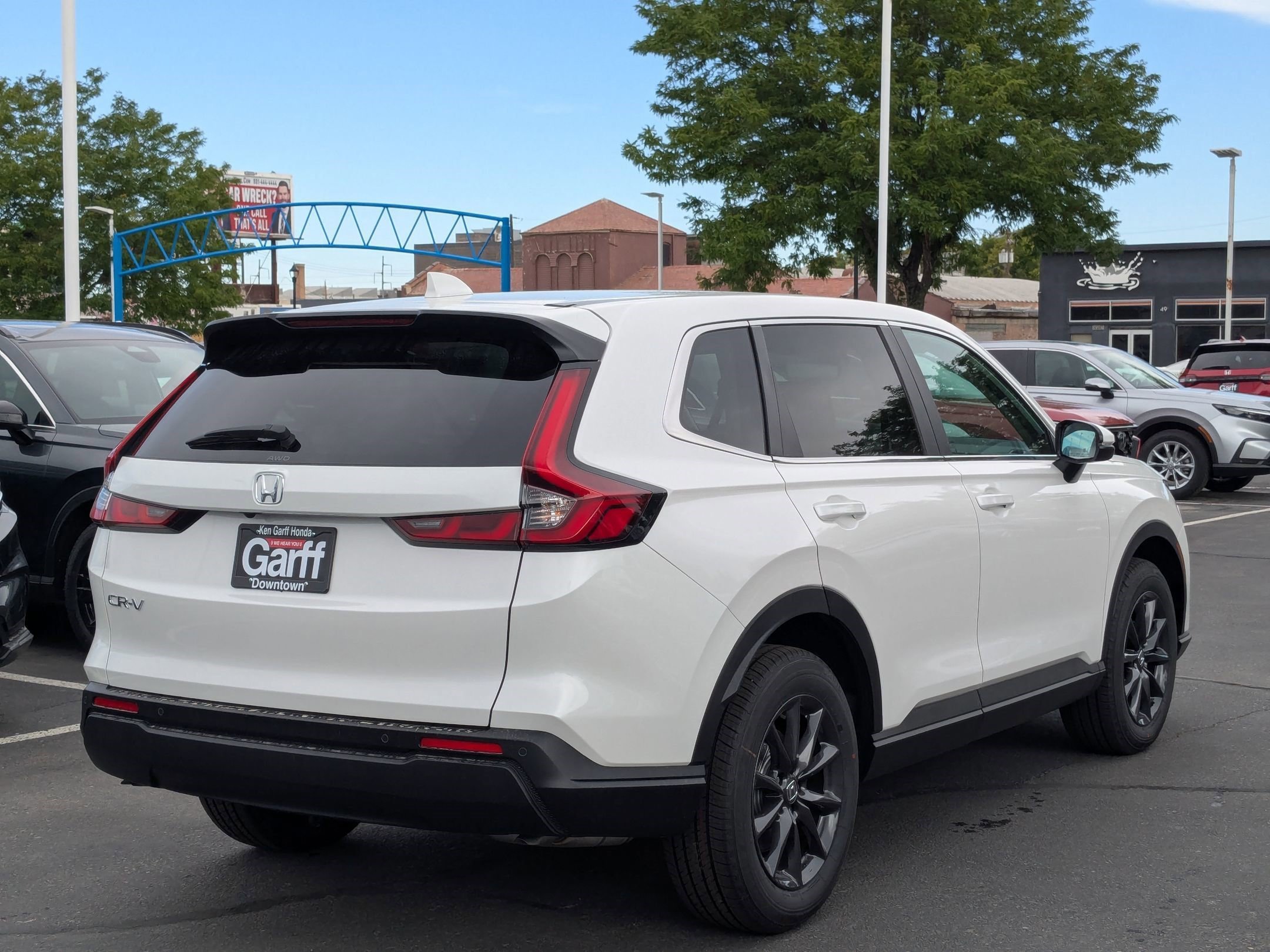 New 2026 Platinum White Pearl Honda EX-L image 3