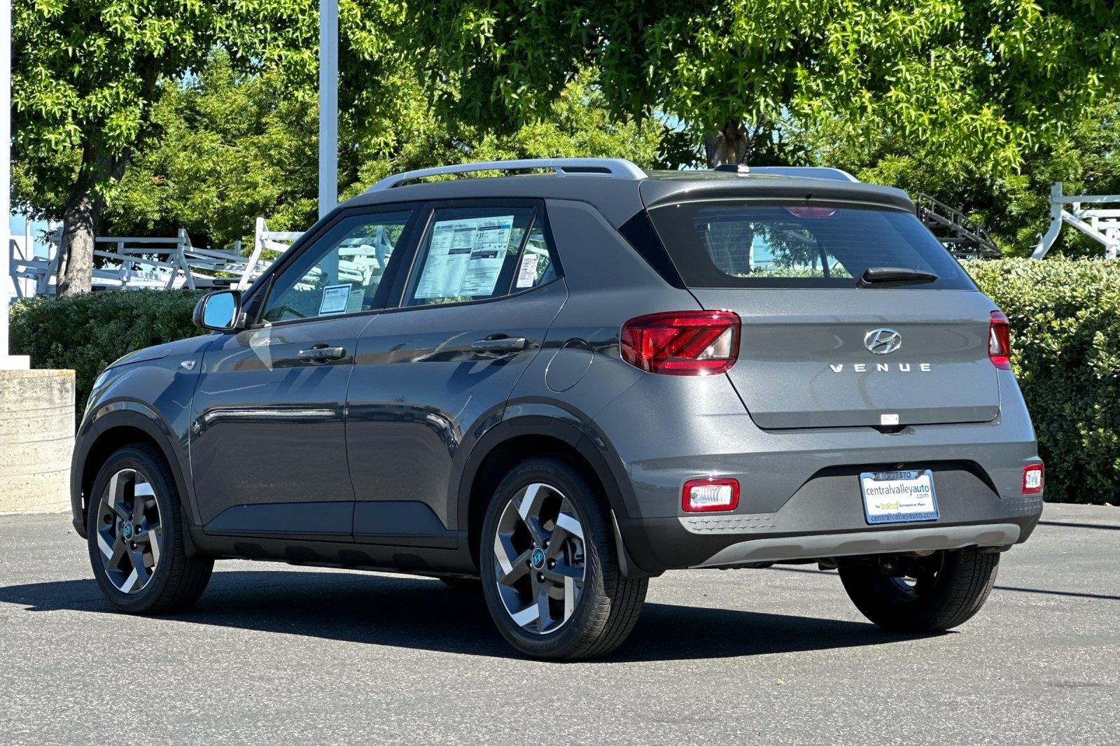 New 2026 Ecotronic Gray Hyundai SEL image 5