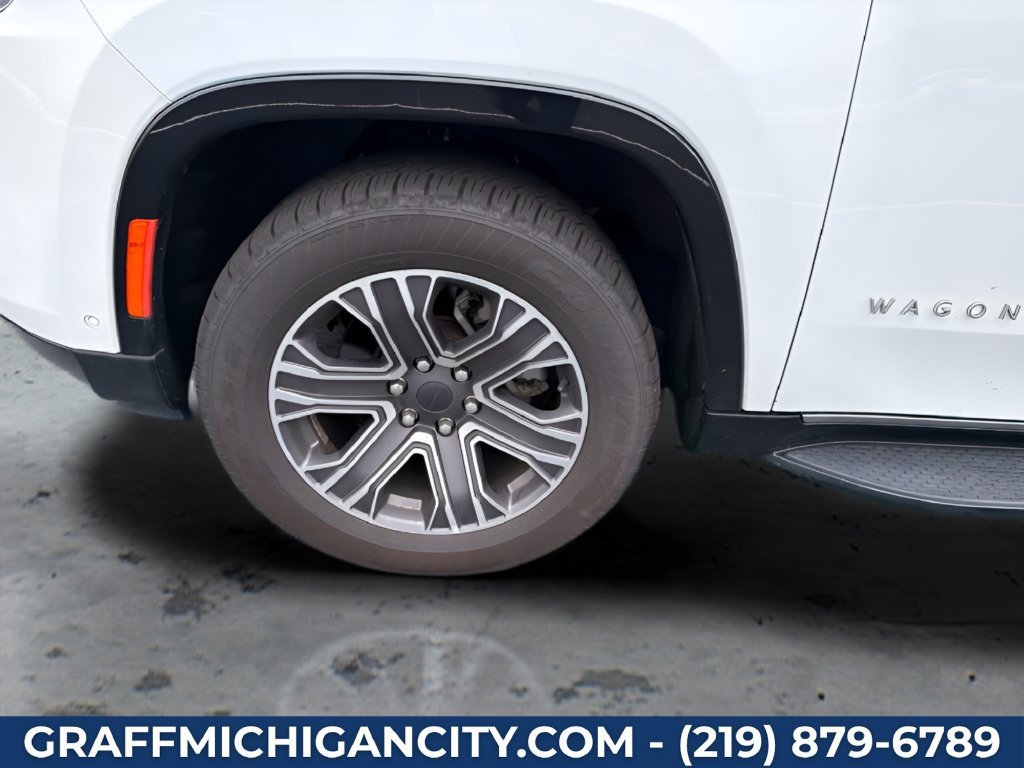 Used 2024  Jeep Series II image 32