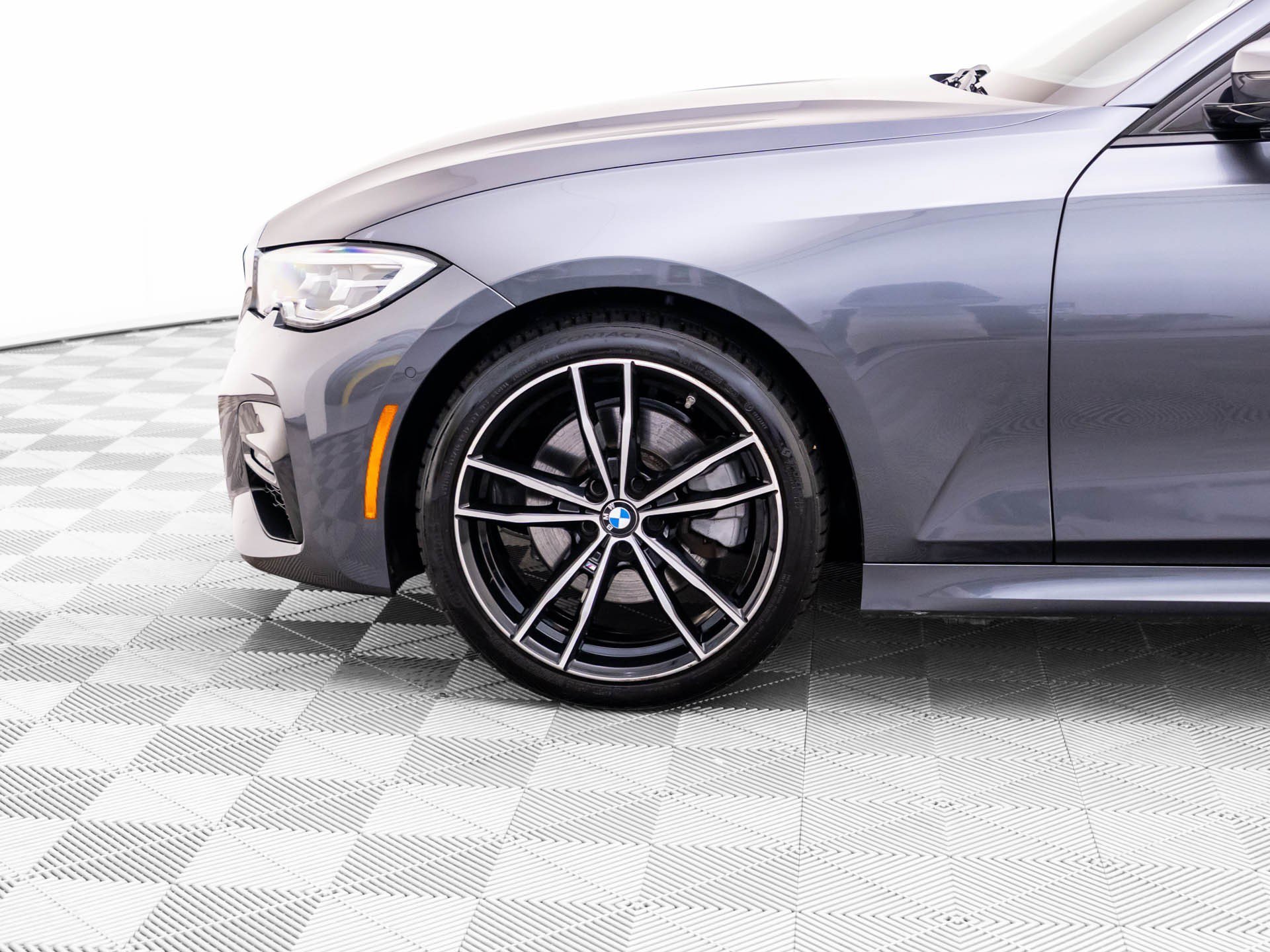 Used 2021 Mineral Grey Metallic BMW 330i xDrive image 36