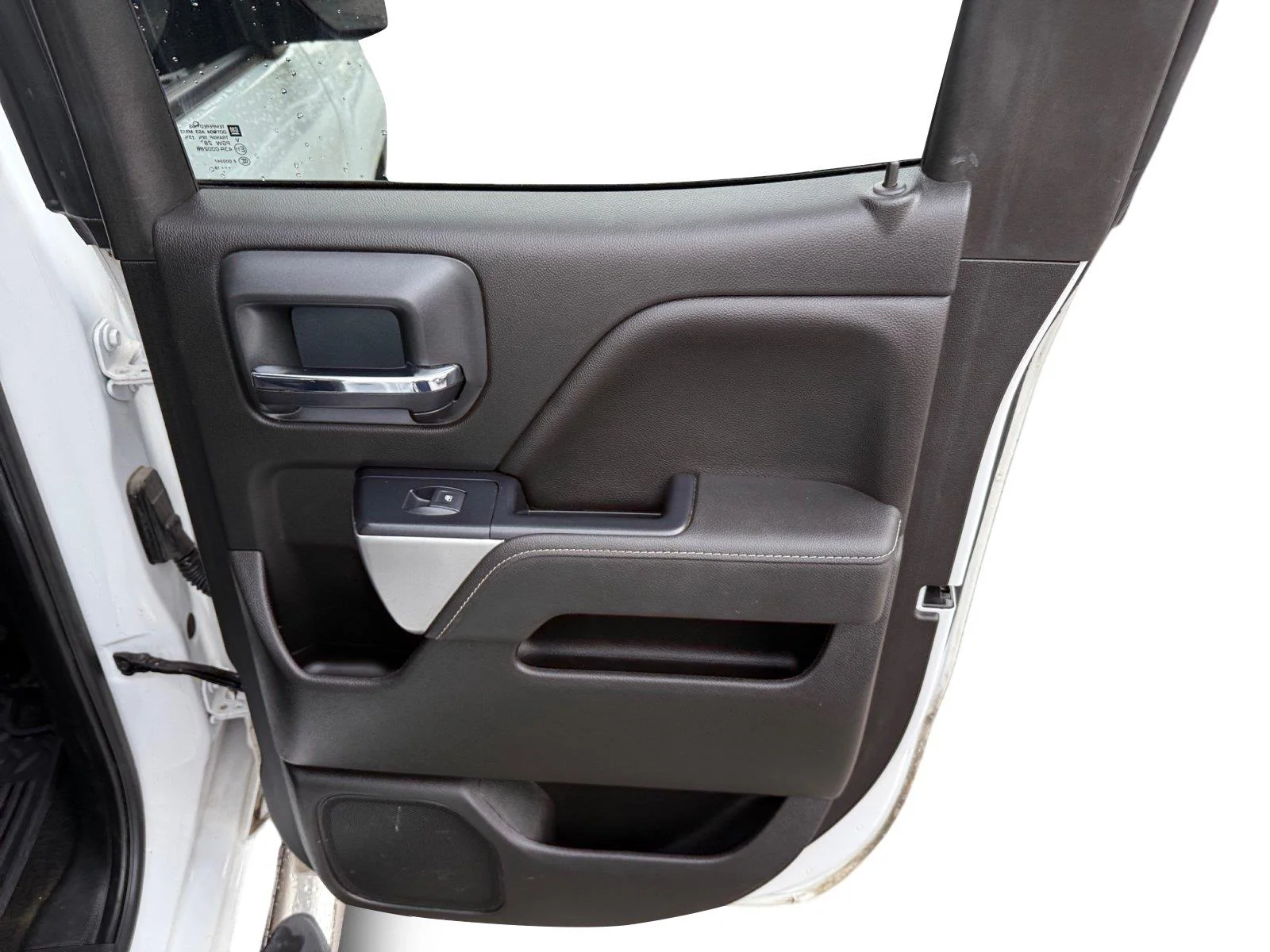 Used 2018 Summit White Chevrolet LT image 21