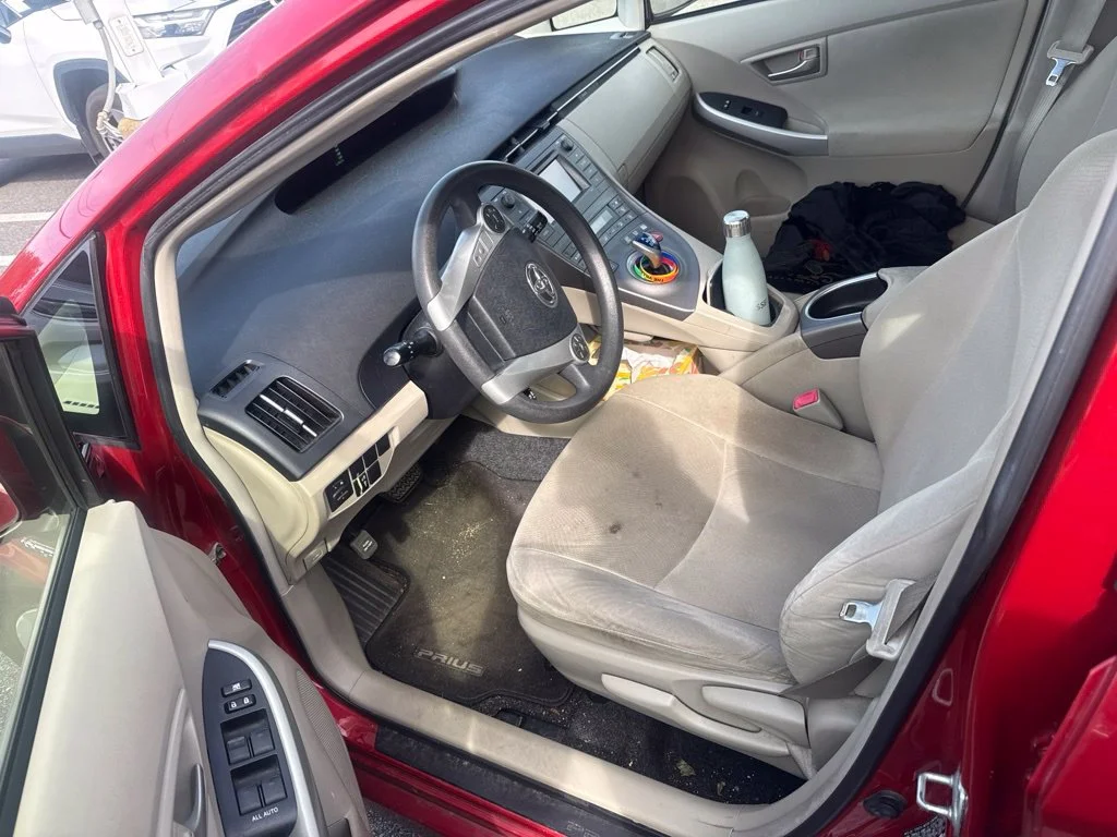 Used 2012 Red Toyota Two image 4
