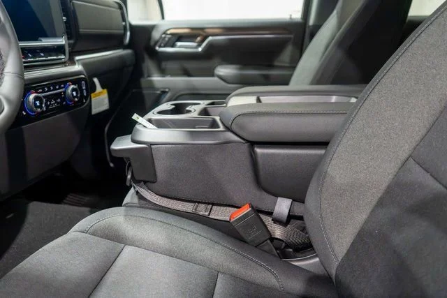 2026 Chevrolet Silverado 1500 LT - Photo 15
