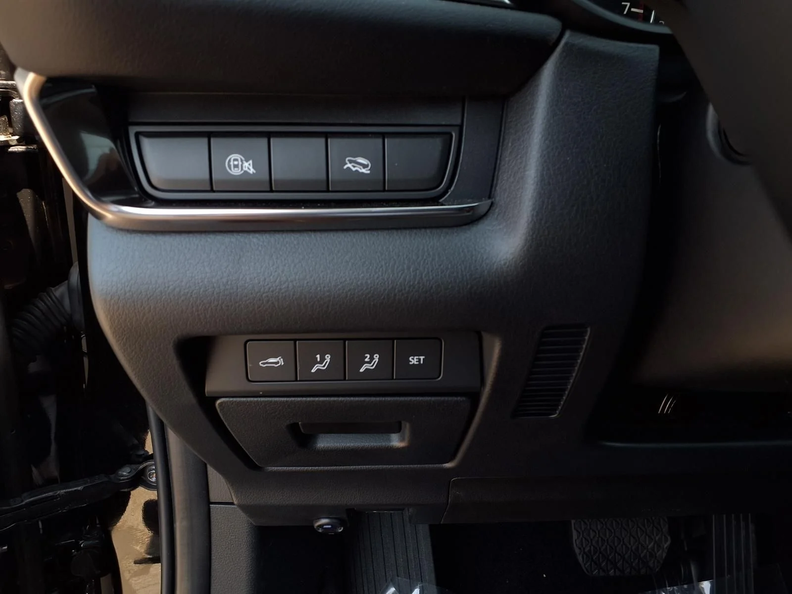 Certified Used 2025 Black Mazda 2.5 Turbo Premium Package image 14