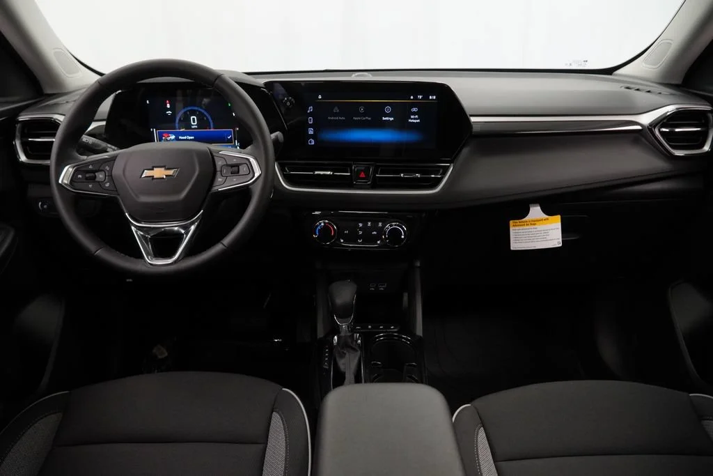 New 2026 Mosaic Black Metallic Chevrolet LT image 7