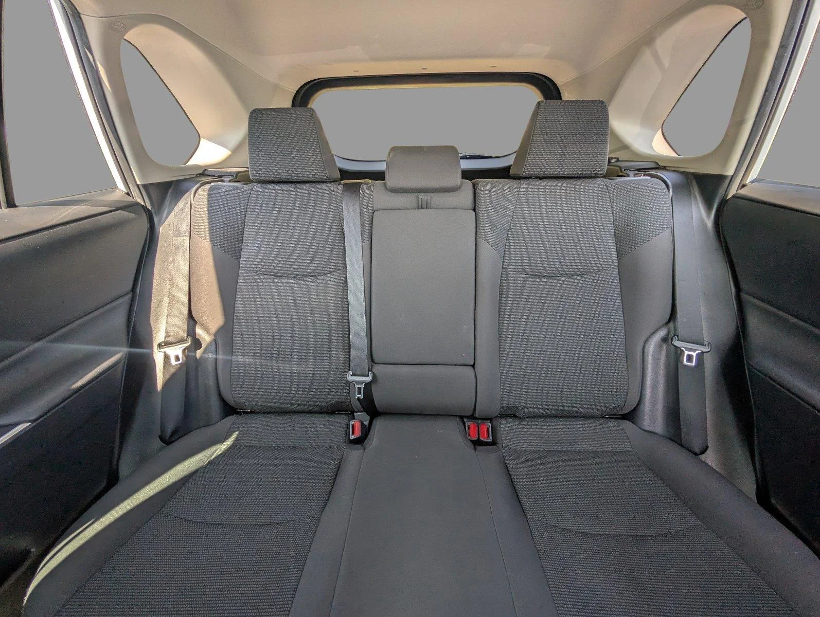 Used 2019 Super White Toyota LE image 29