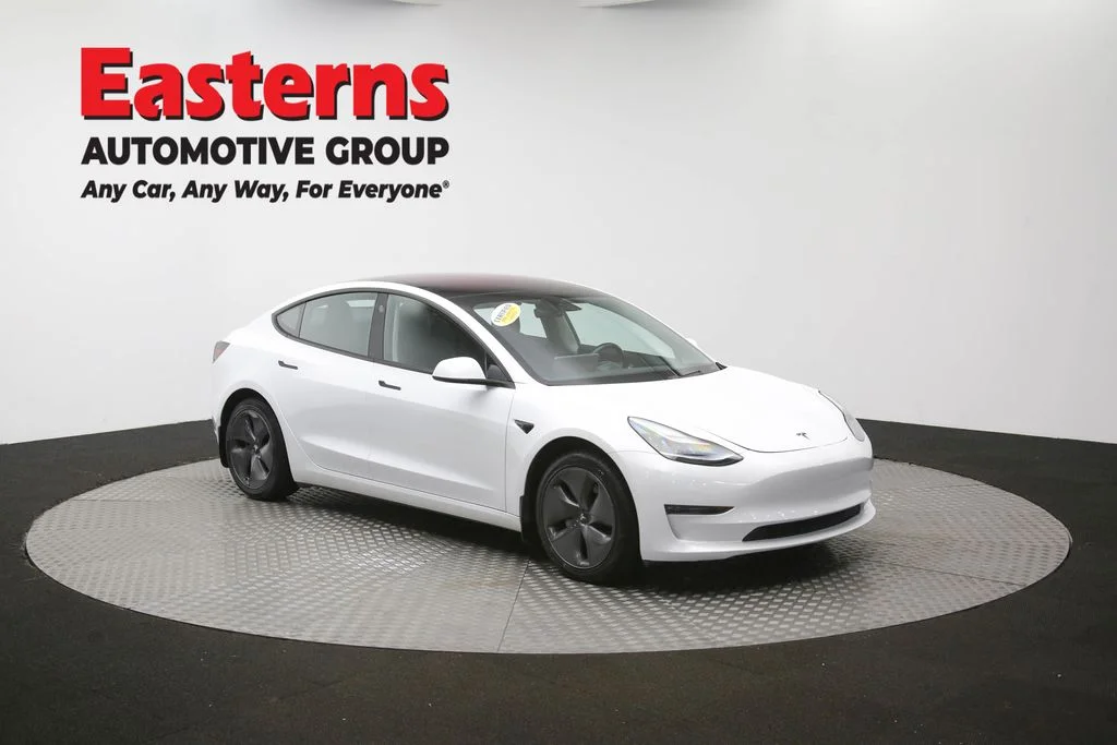 Used 2018 White Tesla Long Range image 43