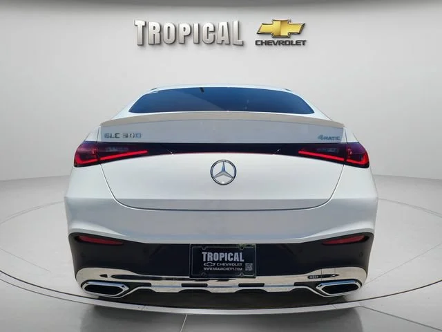 Used 2025 White Mercedes-Benz GLC 300 image 4