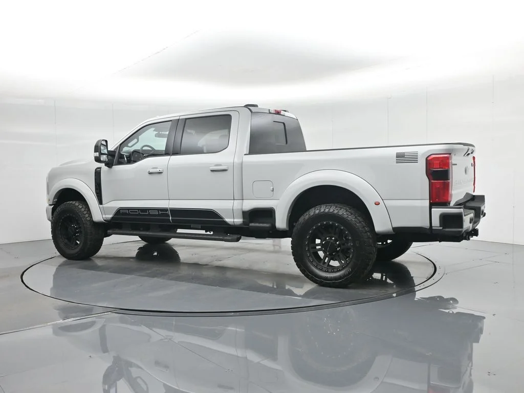 New 2026 Avalanche Ford Lariat image 6