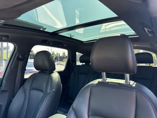 Used 2018  Audi Prestige image 14