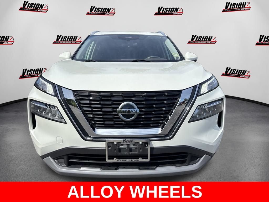 Used 2021 Nissan Rogue SV with VIN 5N1AT3BB8MC836683 for sale in Canandaigua, NY