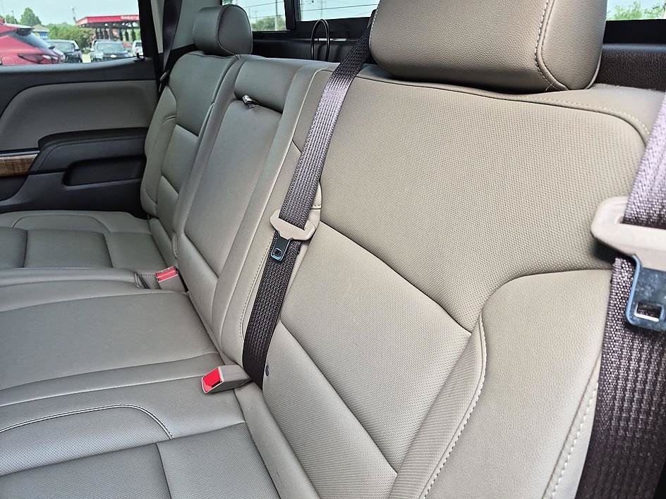 Used 2018 Summit White GMC SLT image 28