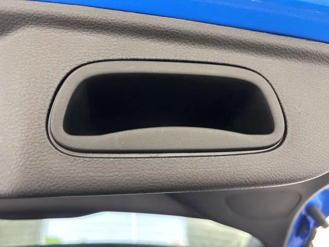 Used 2018 Laser Blue Jeep Limited image 26