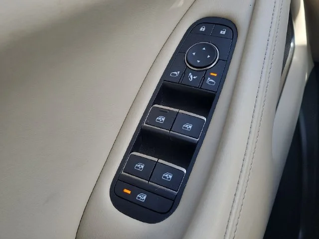 Used 2024 Black INFINITI Sensory image 23