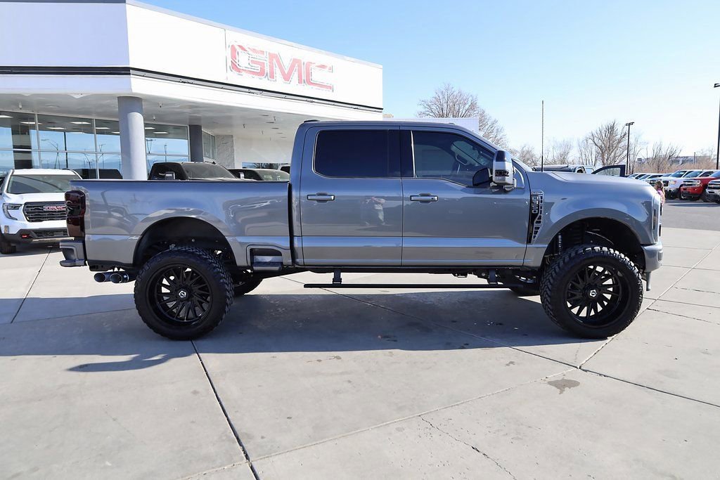 2025 Ford F-350 Super Duty Platinum - Photo 7