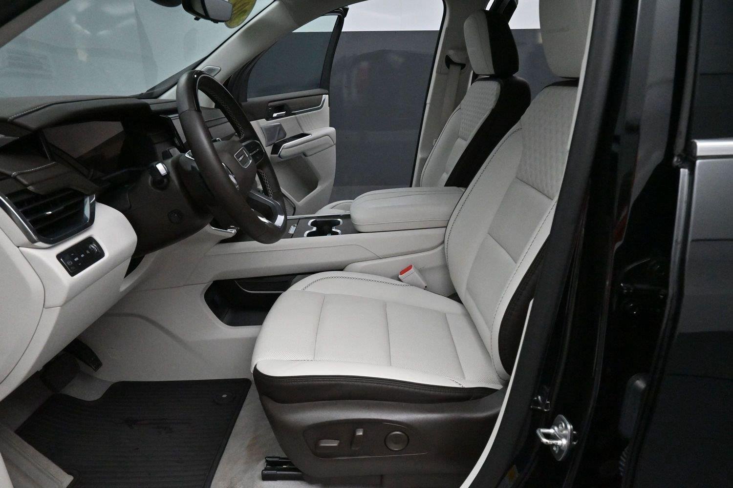 Used 2024 Ebony Twilight Metallic GMC AWD Denali image 15