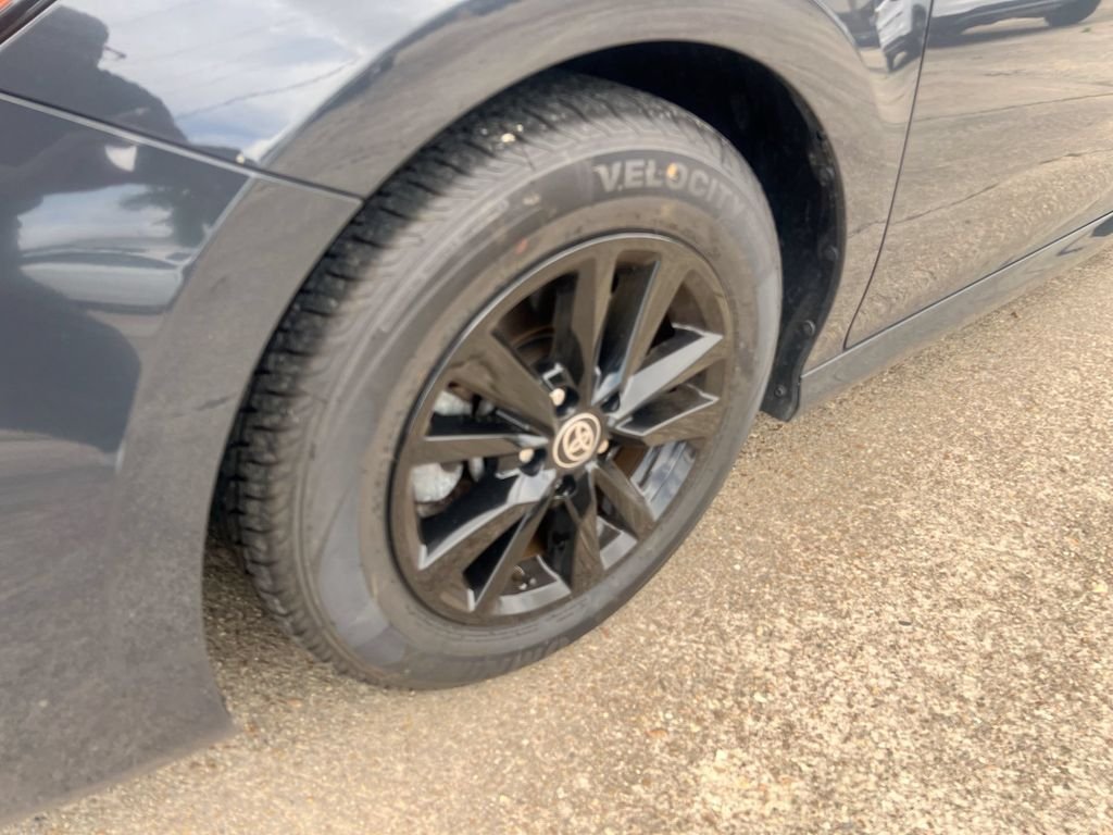 Used 2025 Gray Toyota LE image 16