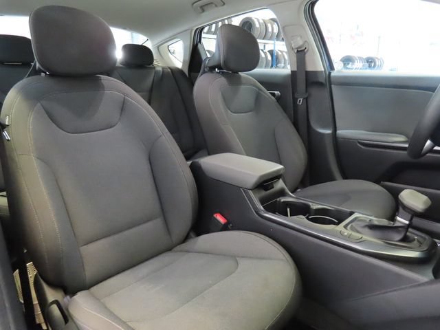Used 2025 Deep Sea Blue Kia LXS image 6
