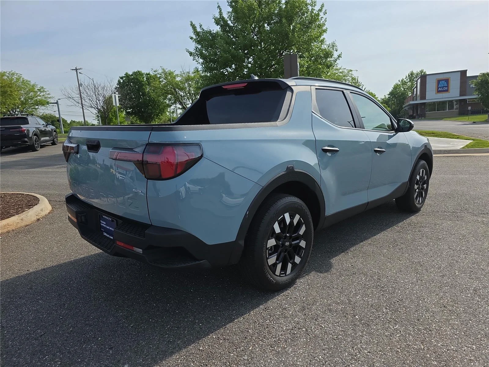 Used 2025 Blue Stone Hyundai SEL image 4