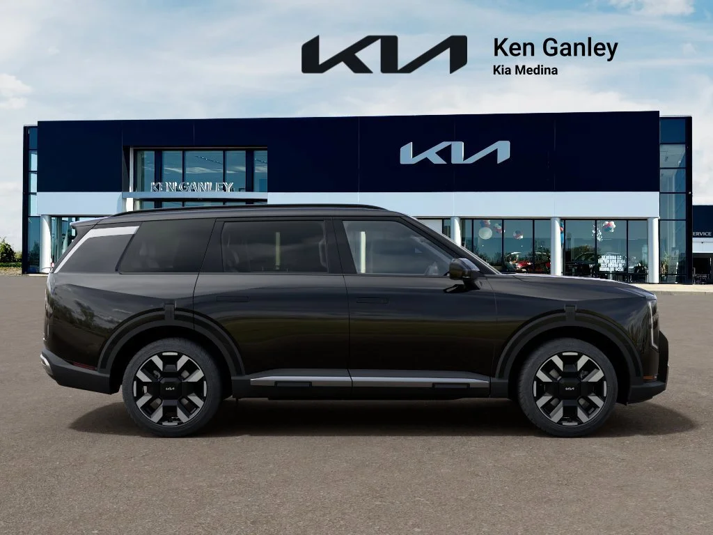 New 2027 Ebony Black Kia S image 7