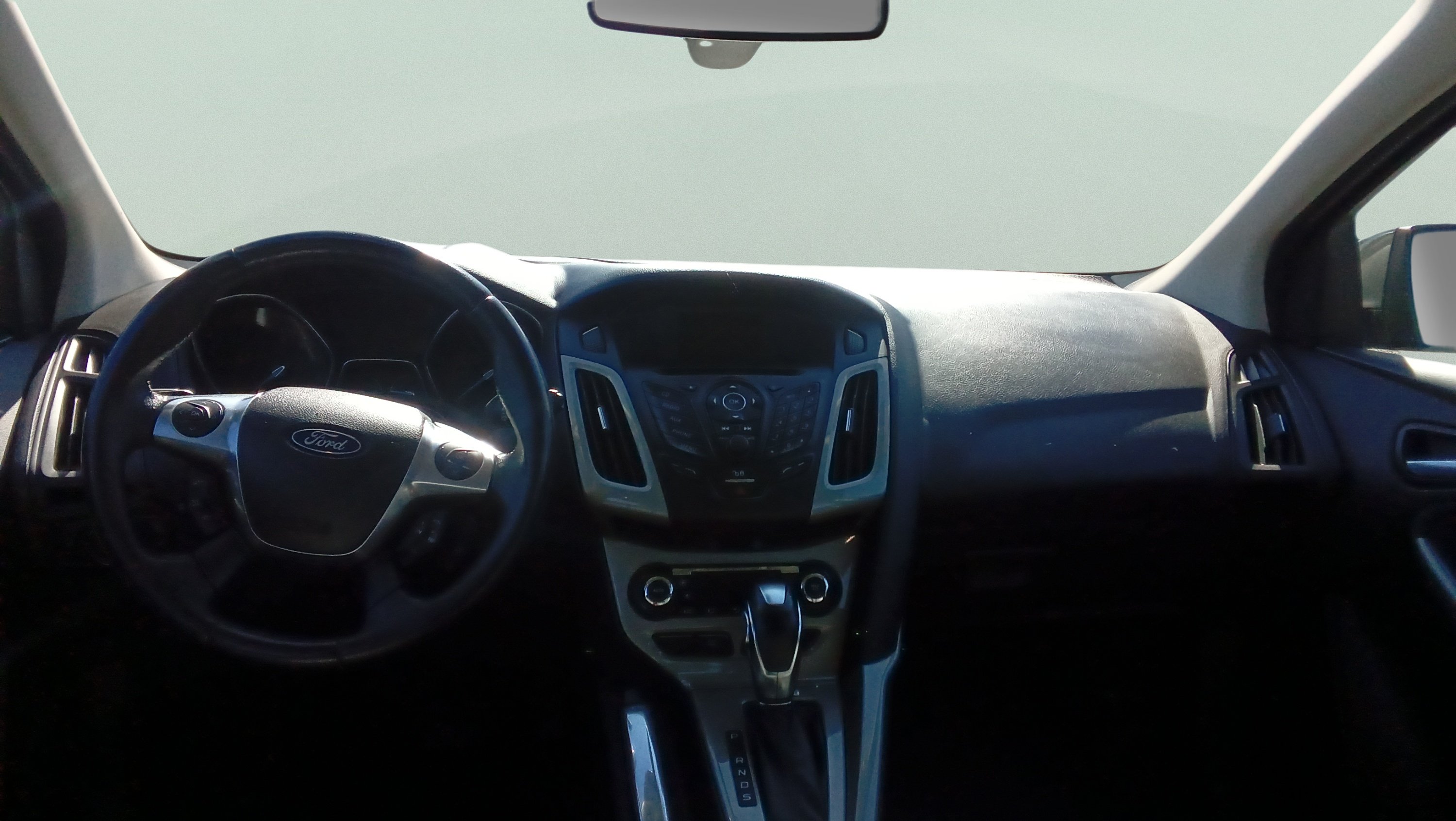 Used 2012 Gray Ford SEL image 9
