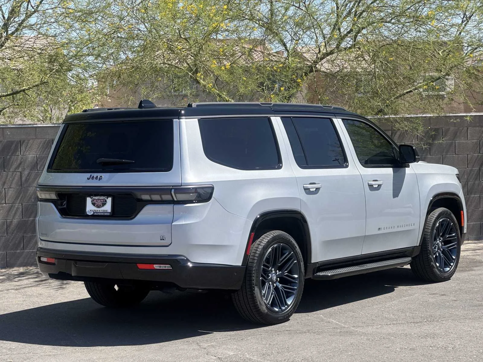 New 2026 Silver-Zynith Exterior Paint Jeep 85th Anniversary image 8