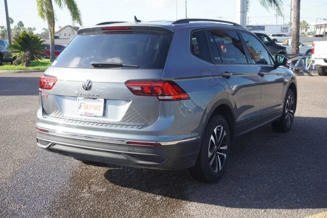 Used 2022 GRAY Volkswagen S image 7