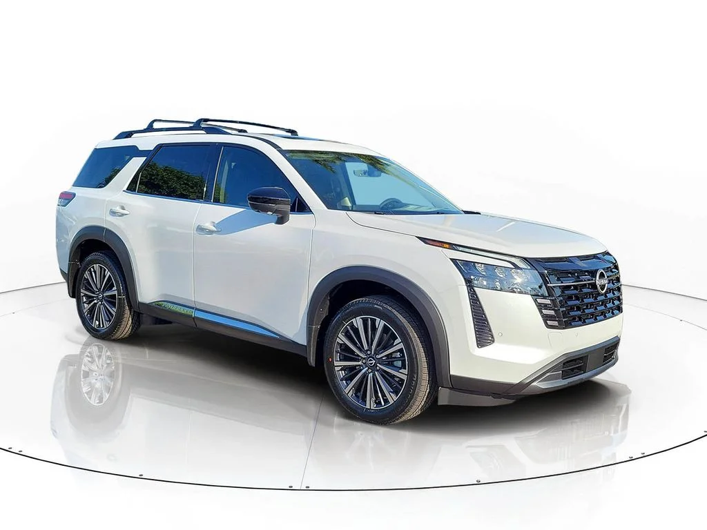 New 2026 White Nissan Platinum image 2