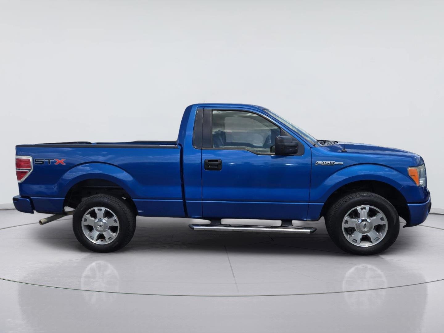 Used 2009  Ford XLT image 4