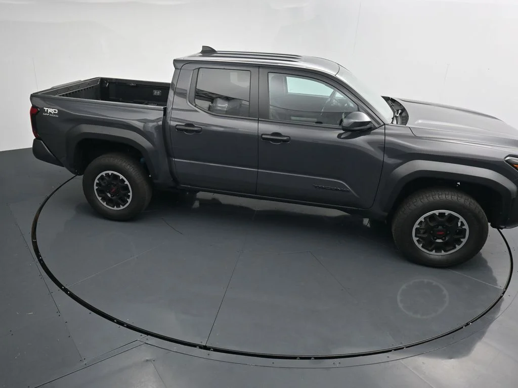 Used 2024  Toyota TRD Off-Road image 28