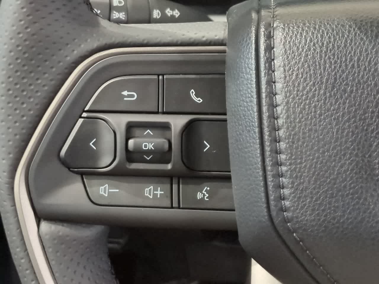 New 2026 Cutting Edge Toyota  SR5 image 22