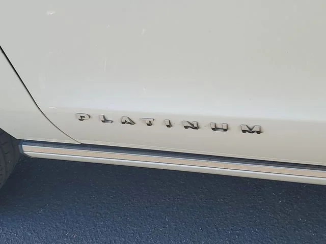 Used 2022 White Ford Platinum image 29