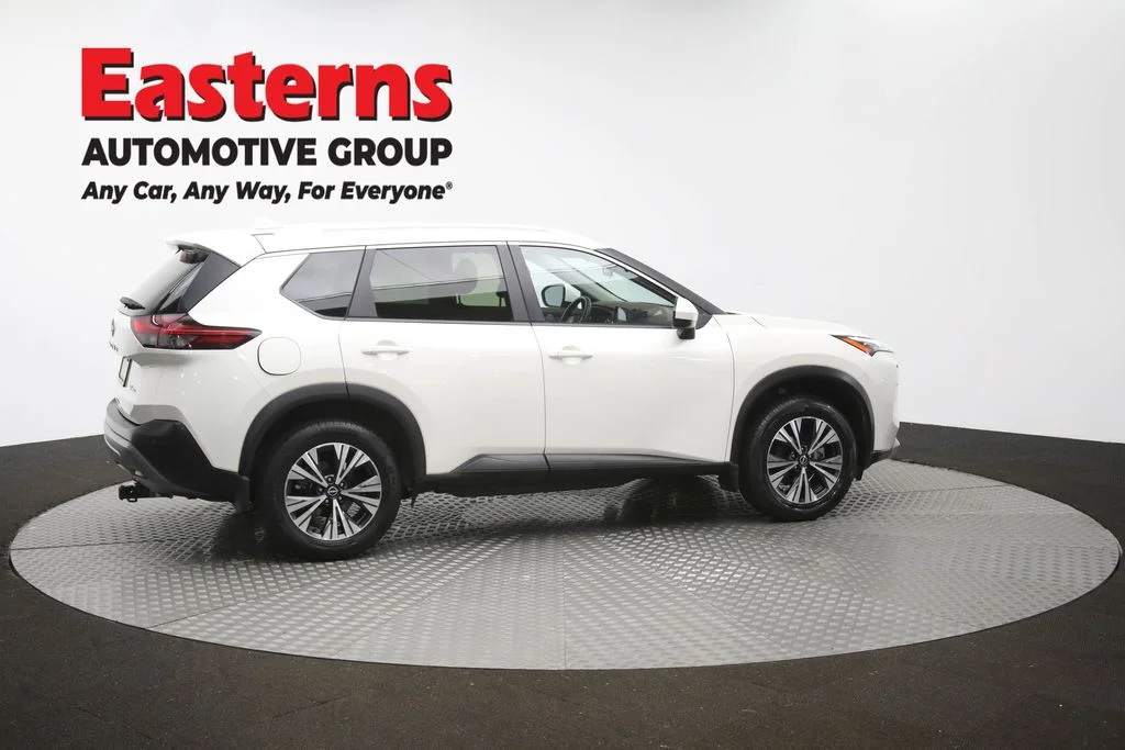 Used 2023 White Nissan SV image 47