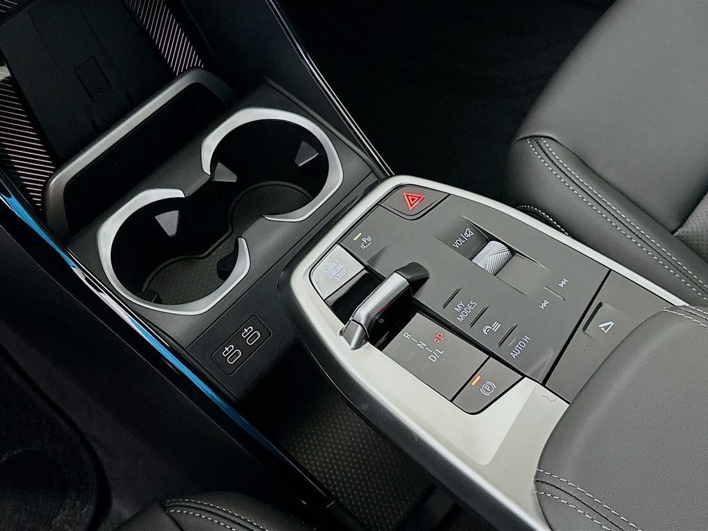 New 2026 Jet Black BMW xDrive28i image 15