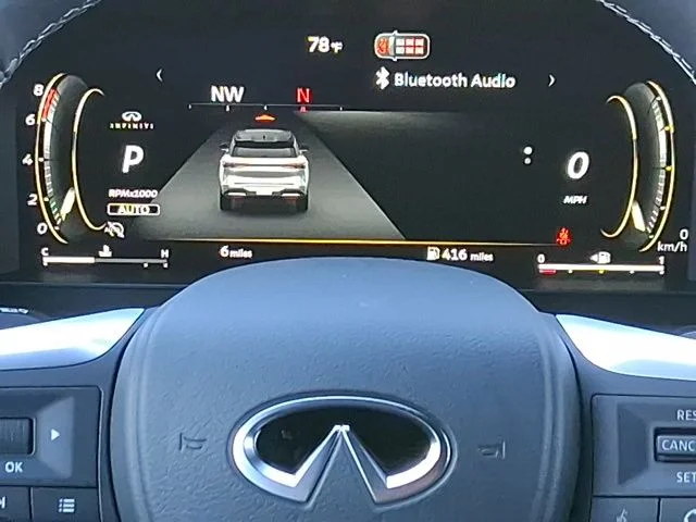 New 2026 2T RAD WHT INFINITI Sport AWD image 13