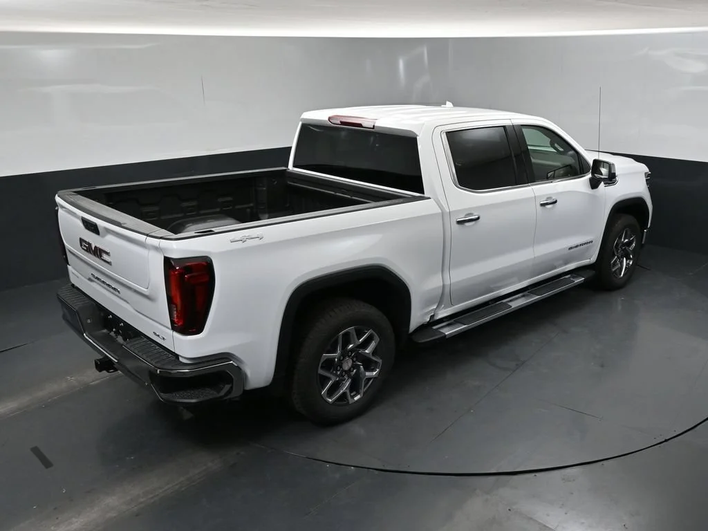 2026 GMC Sierra 1500 SLT - Photo 38